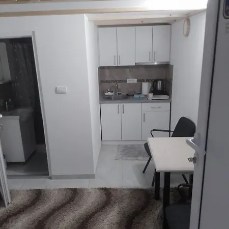 Dragana Apartament *